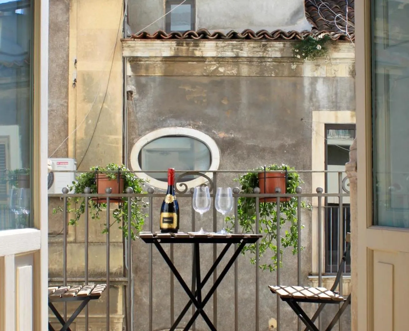 Civita Boutique CTA 0*, Catania